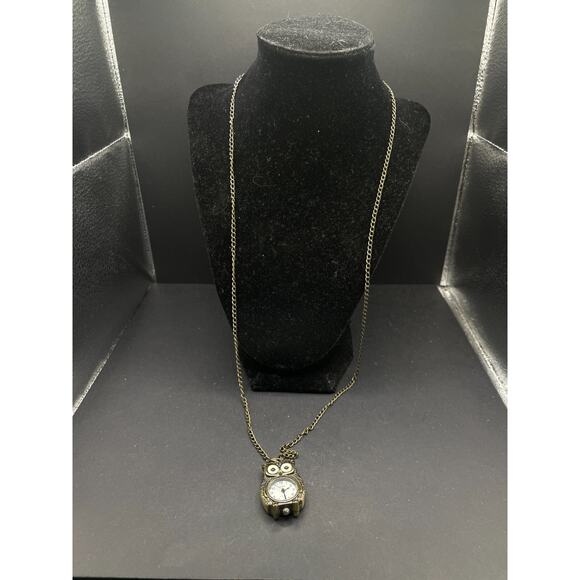 Vintage DBS Signed Goldtone Owl Pendant Quartz Watch w/ Chain Necklace - Picture 2 of 11